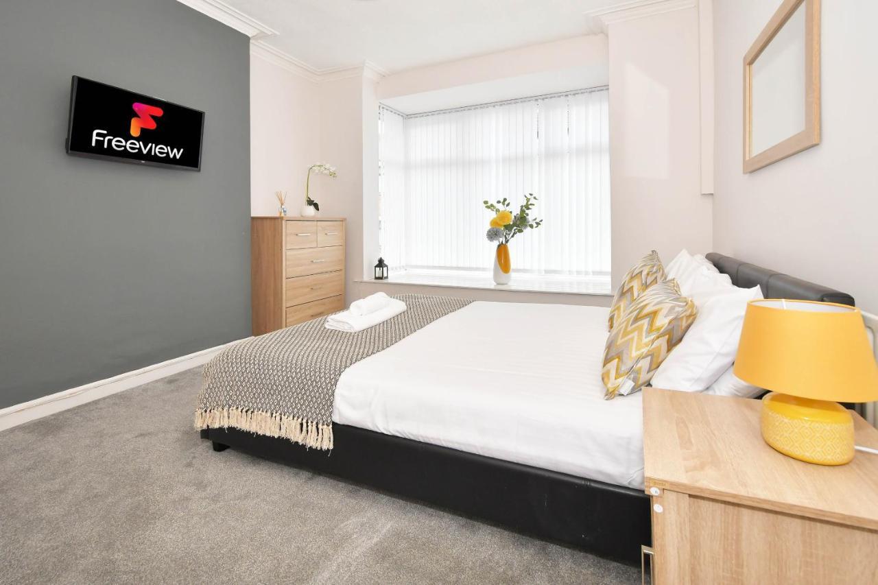 Wistaston House By Yourstays 5 Double Bedrooms And 2 Bathrooms, Great For Groups! Book Now! Crewe Bagian luar foto