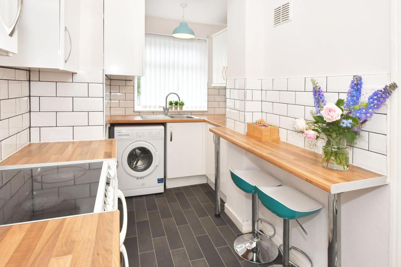 Wistaston House By Yourstays 5 Double Bedrooms And 2 Bathrooms, Great For Groups! Book Now! Crewe Bagian luar foto