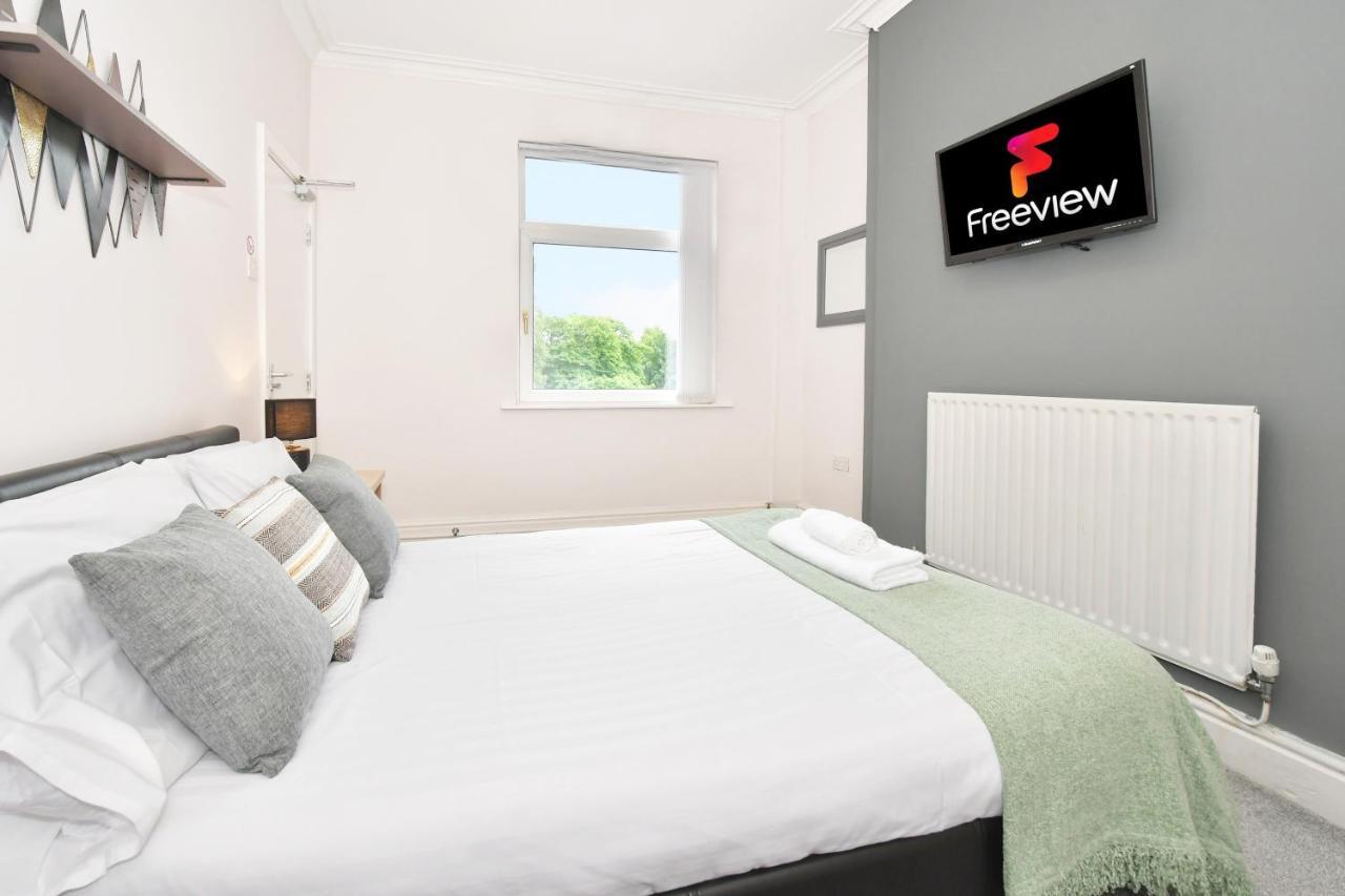 Wistaston House By Yourstays 5 Double Bedrooms And 2 Bathrooms, Great For Groups! Book Now! Crewe Bagian luar foto